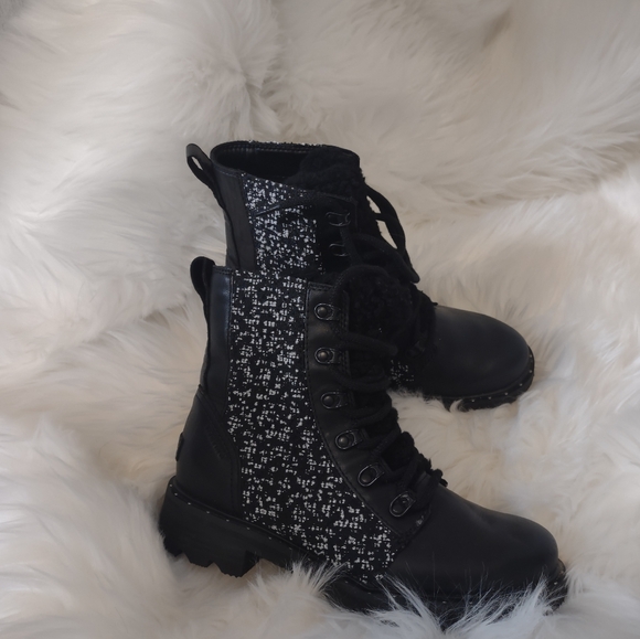 Sorel Lennox Cozy Boots - Picture 14 of 14